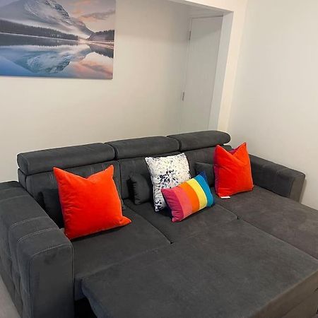 Ed Executive Ipswich Accommodation Екстериор снимка