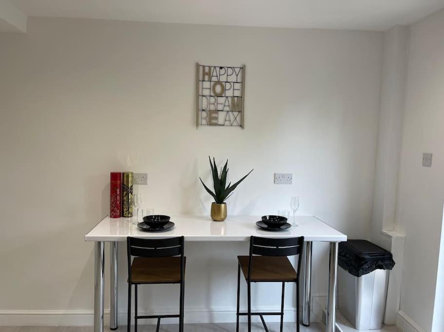 Ed Executive Ipswich Accommodation Екстериор снимка